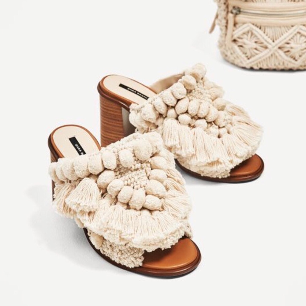 Zara Rare PomPom Open Toe Mule Fringe Detail Size 7.5